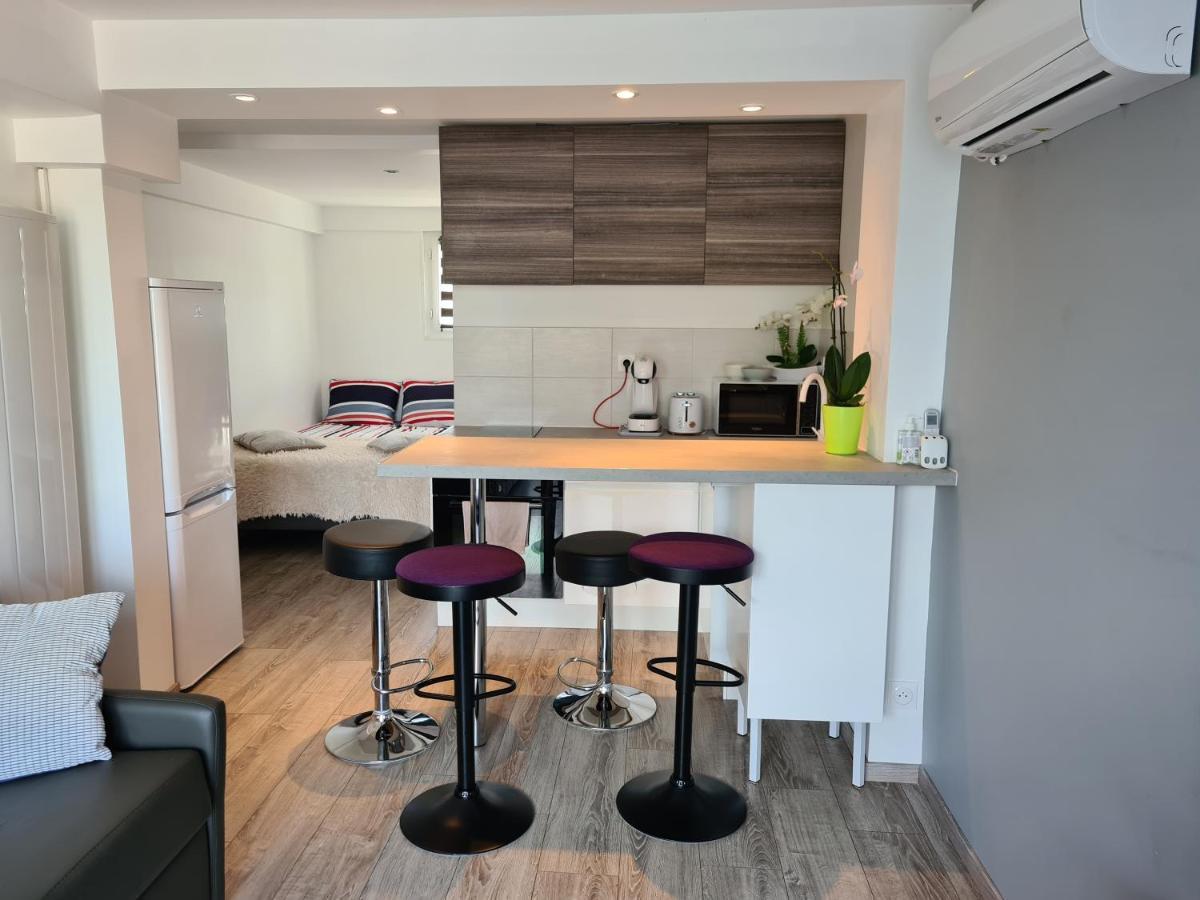 Spacieux Studio Dans Le Beaujolais Saint-Georges-de-Reneins Екстер'єр фото